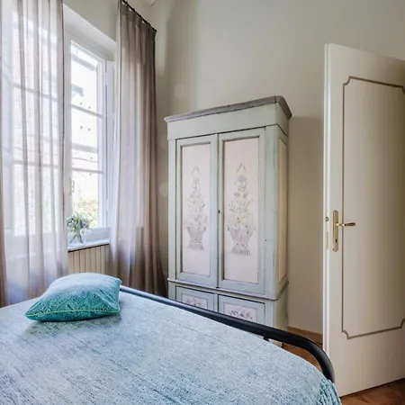 Elegant With Garden In The Heart Of