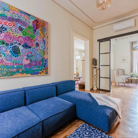 Elegant With Garden In The Heart Of